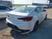 2020 Hyundai Elantra SEL z VIN 5NPD84LFXLH570547, wystawiony jako IAAI lot #43073540 z przebiegiem 146 527 mil mil oraz . Historia ofert i sprzedaży dostępna na DreamBid. Obrazek 4.