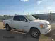 2004 Toyota Tundra SR5 z VIN 5TBDT44124S448271, wystawiony jako Copart lot #82709995 z przebiegiem 130 813 mil mil oraz Czysty tytuł • Clean title. Historia ofert i sprzedaży dostępna na DreamBid. Obrazek 4.