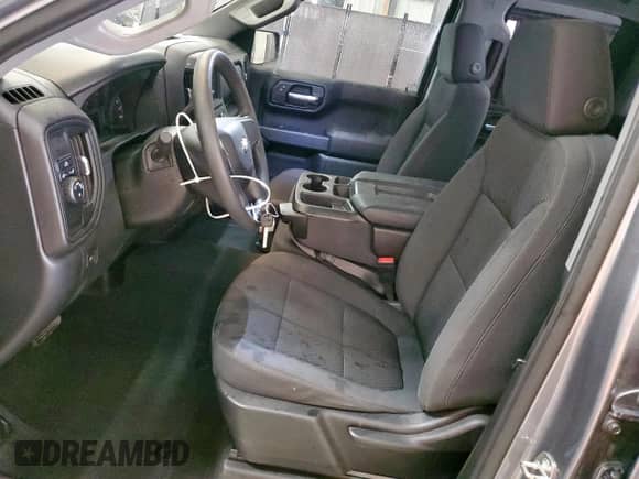 2021 Chevrolet Silverado 1500 Custom with VIN 1GCRWBEK8MZ375857, listed as a Copart auction lot 58373785 with 27,292 mi miles and Clean title. Bid and sale history available at DreamBid. Image 7.