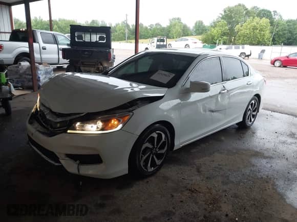 2016 Honda Accord EX-L with VIN 1HGCR2F94GA004109, listed as a IAAI auction lot 42529621 with 207,550 mi miles and . Bid and sale history available at DreamBid. Image 20.