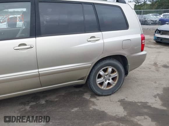 2003 Toyota Highlander с VIN JTEGF21A230090736, выставлен на аукционе IAAI как лот 43438334 с пробегом 191 233 миль миль и . История ставок и продаж доступна на DreamBid. Изображение 6.