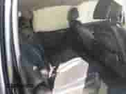 2009 Chevrolet Suburban LTZ z VIN 1GNFK36329R145158, wystawiony jako IAAI lot #43141956 z przebiegiem 336 452 mil mil oraz . Historia ofert i sprzedaży dostępna na DreamBid. Obrazek 8.