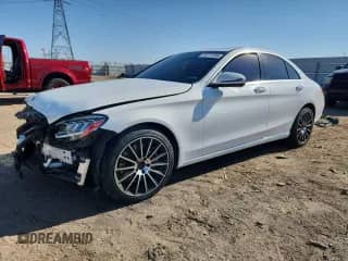 2020 Mercedes-Benz C 300 z VIN W1KWF8DB2LR600382, wystawiony jako Copart lot #70777305 z przebiegiem 60 954 mil mil oraz Szkoda całkowita • Salvage title. Historia ofert i sprzedaży dostępna na DreamBid. Obrazek 1.