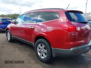 2012 Chevrolet Traverse 2LT z VIN 1GNKRJED5CJ229862, wystawiony jako IAAI lot #43394080 z przebiegiem 164 844 mil mil oraz . Historia ofert i sprzedaży dostępna na DreamBid. Obrazek 3.