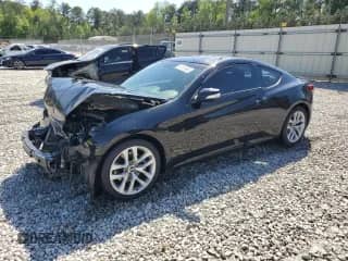 2013 Hyundai Genesis Coupe Track z VIN KMHHU6KJ6DU094394, wystawiony jako Copart lot #53101945 z przebiegiem 117 219 mil mil oraz Szkoda całkowita • Salvage title. Historia ofert i sprzedaży dostępna na DreamBid. Obrazek 1.