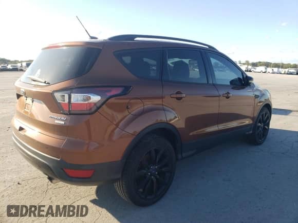 2017 Ford Escape Titanium с VIN 1FMCU0JD6HUC31343, выставлен на аукционе Copart как лот 82177015 с пробегом 173 075 миль миль и Чистый • Clean title. История ставок и продаж доступна на DreamBid. Изображение 3.