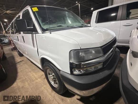 2017 Chevrolet Express Passenger LT с VIN 1GAZGPFG9H1176592, выставлен на аукционе Copart как лот 83056884 с пробегом 168 775 миль миль и Чистый • Clean title. История ставок и продаж доступна на DreamBid. Изображение 1.
