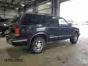 1998 Chevrolet Blazer LT z VIN 1GNDT13W3W2139171, wystawiony jako Copart lot #50983195 z przebiegiem 157 580 mil mil oraz Czysty tytuł • Clean title. Historia ofert i sprzedaży dostępna na DreamBid. Obrazek 3.