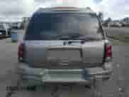 2005 Chevrolet TrailBlazer LT with VIN 1GNET16S456115742, listed as a Copart auction lot 56933195 with 161,418 mi miles and Salvage title. Bid and sale history available at DreamBid. Image 6.