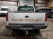 1998 Chevrolet Silverado 2500 с VIN 1GCGK29R2WE123218, выставлен на аукционе Copart как лот 45035105 с пробегом 190 034 миль миль и Списание • Salvage title. История ставок и продаж доступна на DreamBid. Изображение 6.