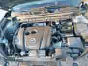 2022 Mazda CX-5 S Carbon Edition z VIN JM3KFBCM3N0537011, wystawiony jako IAAI lot #41472429 z przebiegiem 31 498 mil mil oraz . Historia ofert i sprzedaży dostępna na DreamBid. Obrazek 10.