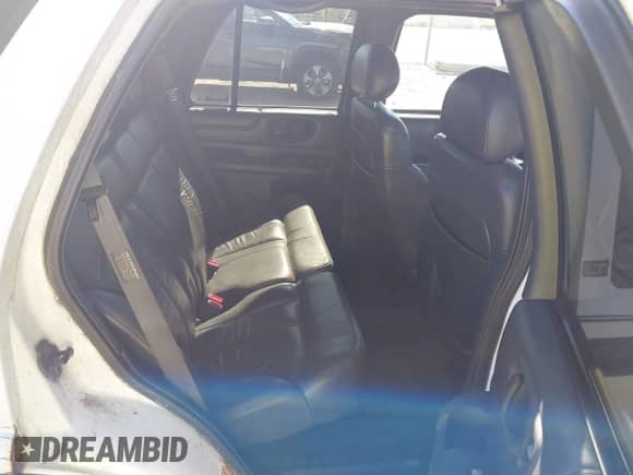 2000 Chevrolet Blazer LS with VIN 1GNDT13WXY2263912, listed as a IAAI auction lot 43342522 with 237,023 mi miles and . Bid and sale history available at DreamBid. Image 8.