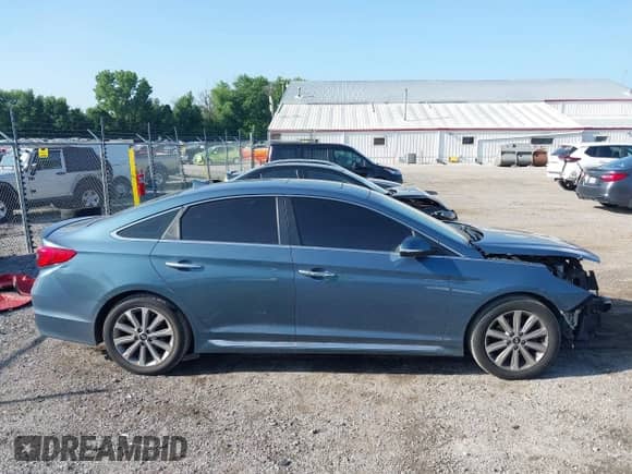 2016 Hyundai Sonata Limited с VIN 5NPE34AF1GH391275, выставлен на аукционе IAAI как лот 42811899 с пробегом 155 770 миль миль и . История ставок и продаж доступна на DreamBid. Изображение 14.