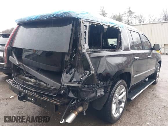 2016 Cadillac Escalade ESV Platinum с VIN 1GYS4KKJ9GR239111, выставлен на аукционе IAAI как лот 41627506 с пробегом 145 105 миль миль и . История ставок и продаж доступна на DreamBid. Изображение 4.