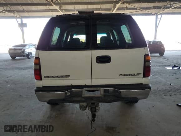 2000 Chevrolet Suburban LT с VIN 3GNFK16T0YG226338, выставлен на аукционе Copart как лот 55692985 с пробегом Не указан миль и Чистый • Clean title. История ставок и продаж доступна на DreamBid. Изображение 6.