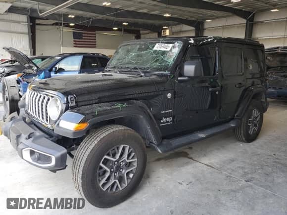 2024 Jeep Wrangler Sahara z VIN 1C4PJXEG0RW286100, wystawiony jako Copart lot #72069405 z przebiegiem 15 560 mil mil oraz Szkoda całkowita • Salvage title. Historia ofert i sprzedaży dostępna na DreamBid. Obrazek 1.