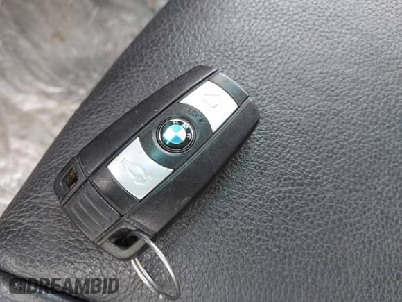 2008 BMW 5 Series 528xi with VIN WBANV13518CZ51741, listed as a IAAI auction lot 42752972 with 155,023 mi miles and . Bid and sale history available at DreamBid. Image 11.