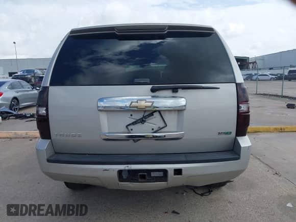 2008 Chevrolet Tahoe 1LT с VIN 1GNFC13088R184430, выставлен на аукционе IAAI как лот 42709107 с пробегом 96 526 миль миль и . История ставок и продаж доступна на DreamBid. Изображение 16.