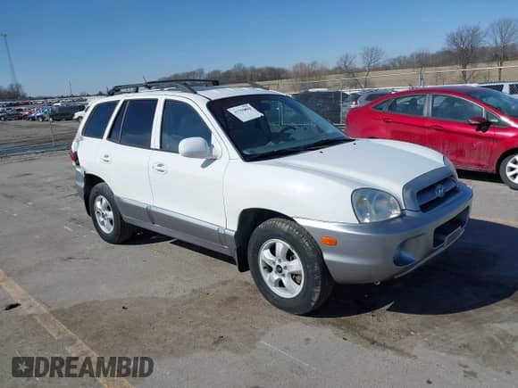 2005 Hyundai Santa Fe GLS z VIN KM8SC13E05U984159, wystawiony jako IAAI lot #41708422 z przebiegiem 45 485 mil mil oraz . Historia ofert i sprzedaży dostępna na DreamBid. Obrazek 1.