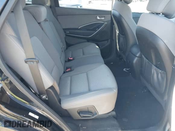 2016 Hyundai Santa Fe SE с VIN KM8SMDHF2GU159680, выставлен на аукционе IAAI как лот 43568159 с пробегом 201 360 миль миль и . История ставок и продаж доступна на DreamBid. Изображение 8.