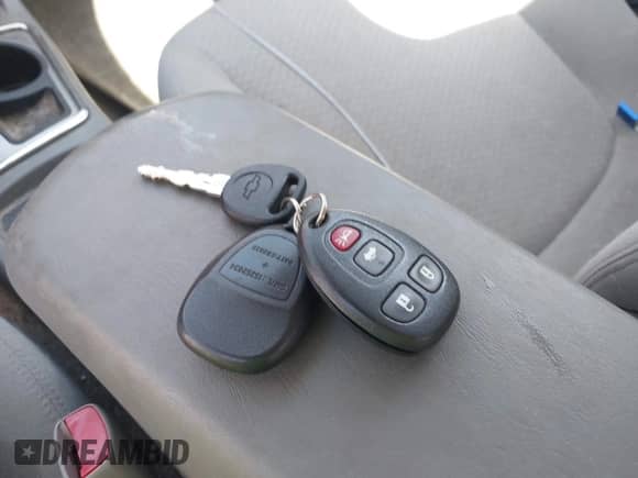 2006 Chevrolet Malibu 1LS z VIN 1G1ZS51FX6F104768, wystawiony jako IAAI lot #42807801 z przebiegiem 58 303 mil mil oraz . Historia ofert i sprzedaży dostępna na DreamBid. Obrazek 11.