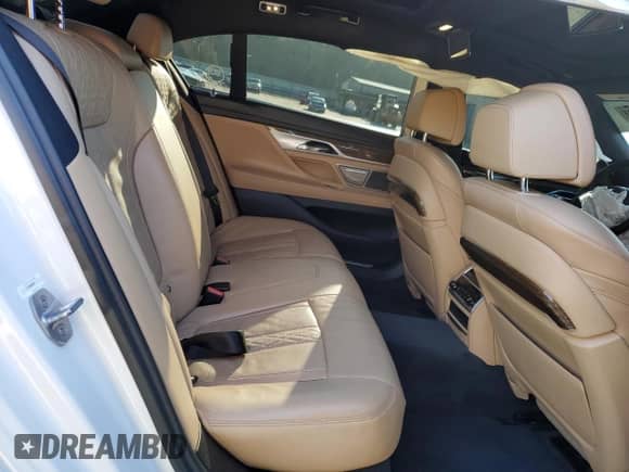 2017 BMW 7 Series ALPINA B7 xDrive with VIN WBA7F2C31HG423362, listed as a Copart auction lot 80227005 with 95,347 mi miles and Salvage title. Bid and sale history available at DreamBid. Image 10.