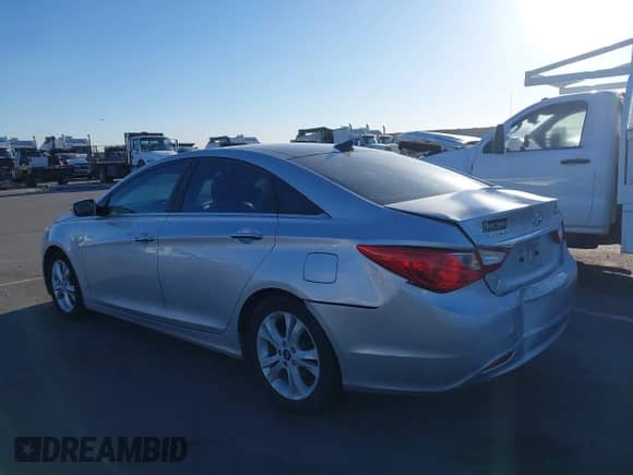 2012 Hyundai Sonata Limited с VIN 5NPEC4AC4CH393571, выставлен на аукционе IAAI как лот 42510310 с пробегом 239 103 миль миль и . История ставок и продаж доступна на DreamBid. Изображение 3.