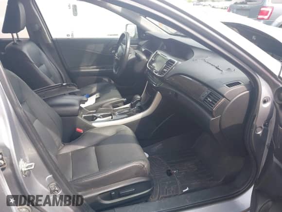 2017 Honda Accord EX-L с VIN 1HGCR2F89HA214455, выставлен на аукционе IAAI как лот 42760852 с пробегом 131 665 миль миль и . История ставок и продаж доступна на DreamBid. Изображение 5.