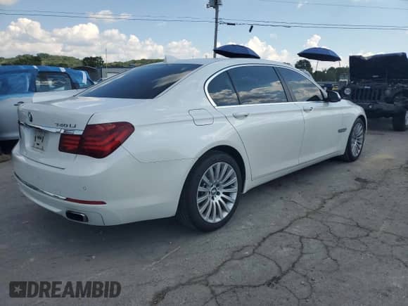 2013 BMW 7 Series 740Li с VIN WBAYE4C57DD137466, выставлен на аукционе Copart как лот 68468475 с пробегом 88 348 миль миль и Списание • Salvage title. История ставок и продаж доступна на DreamBid. Изображение 3.