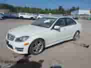 2012 Mercedes-Benz C 300 Sport с VIN WDDGF8BB2CA648843, выставлен на аукционе IAAI как лот 43238906 с пробегом 157 941 миль миль и . История ставок и продаж доступна на DreamBid. Изображение 16.