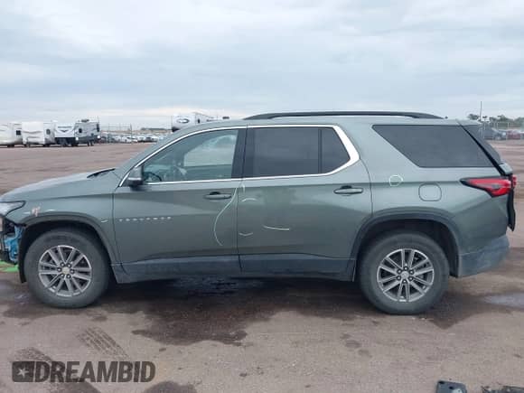 2022 Chevrolet Traverse LT Cloth z VIN 1GNEVGKWXNJ153544, wystawiony jako IAAI lot #43225191 z przebiegiem 110 829 mil mil oraz . Historia ofert i sprzedaży dostępna na DreamBid. Obrazek 15.