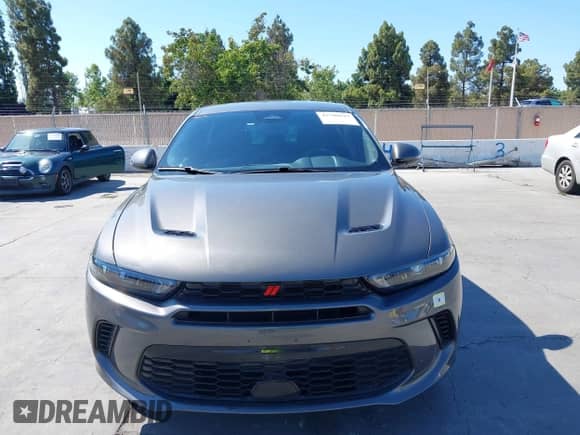 2024 Dodge Hornet R/T with VIN ZACPDFCW7R3A33260, listed as a IAAI auction lot 42780843 with 33,932 mi miles and . Bid and sale history available at DreamBid. Image 12.