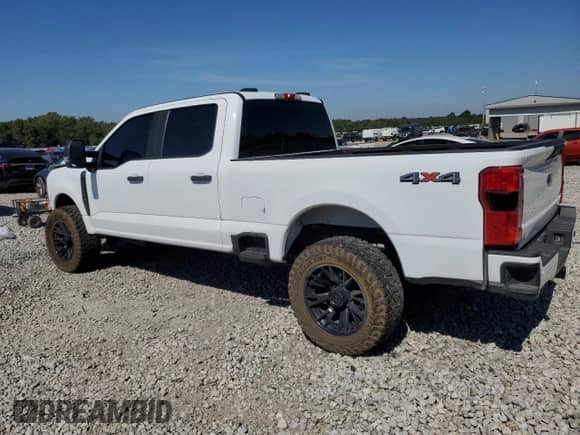 2024 Ford F-250 XL z VIN 1FT8W2BA4REE93247, wystawiony jako Copart lot #84413715 z przebiegiem 9 471 mil mil oraz Szkoda całkowita • Salvage title. Historia ofert i sprzedaży dostępna na DreamBid. Obrazek 2.