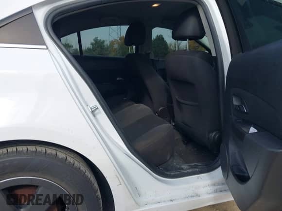 2016 Chevrolet Cruze LT с VIN 1G1PE5SB2G7105662, выставлен на аукционе IAAI как лот 43483439 с пробегом 138 417 миль миль и . История ставок и продаж доступна на DreamBid. Изображение 8.