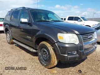 2006 Ford Explorer Limited z VIN 1FMEU65EX6UA77361, wystawiony jako IAAI lot #42473306 z przebiegiem 326 297 mil mil oraz . Historia ofert i sprzedaży dostępna na DreamBid. Obrazek 1.