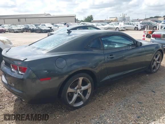 2013 Chevrolet Camaro LT с VIN 2G1FB1E39D9173050, выставлен на аукционе IAAI как лот 43402532 с пробегом 267 352 миль миль и . История ставок и продаж доступна на DreamBid. Изображение 4.