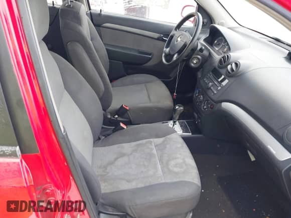 2010 Chevrolet Aveo 1LT with VIN KL1TD6DE2AB085804, listed as a IAAI auction lot 41274048 with 114,118 mi miles and . Bid and sale history available at DreamBid. Image 5.