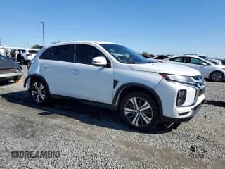 2020 Mitsubishi Outlander SE z VIN JA4AP4AU0LU000984, wystawiony jako Copart lot #86900025 z przebiegiem 67 633 mil mil oraz Szkoda całkowita • Salvage title. Historia ofert i sprzedaży dostępna na DreamBid. Obrazek 1.