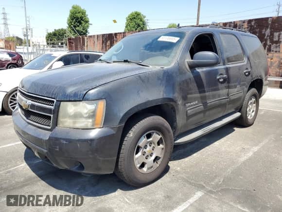 2011 Chevrolet Tahoe LS с VIN 1GNSCAE06BR230002, выставлен на аукционе Copart как лот 66536685 с пробегом 271 362 миль миль и Чистый • Clean title. История ставок и продаж доступна на DreamBid. Изображение 1.