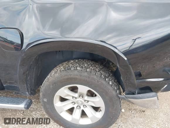 2019 Ram 1500 Laramie с VIN 1C6SRFJT3KN609963, выставлен на аукционе IAAI как лот 42317042 с пробегом 132 345 миль миль и . История ставок и продаж доступна на DreamBid. Изображение 19.