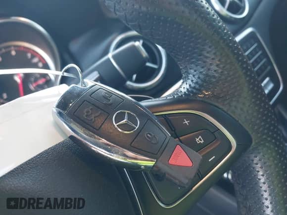 2019 Mercedes-Benz CLA 250 с VIN WDDSJ4EB8KN722030, выставлен на аукционе IAAI как лот 43279720 с пробегом 59 583 миль миль и . История ставок и продаж доступна на DreamBid. Изображение 11.