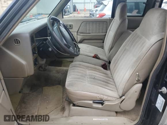 1995 Dodge Dakota с VIN 1B7GL23X2SS386485, выставлен на аукционе Copart как лот 72893124 с пробегом 202 537 миль миль и Списание • Salvage title. История ставок и продаж доступна на DreamBid. Изображение 7.