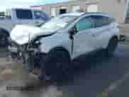 2018 Nissan Murano S z VIN 5N1AZ2MHXJN130616, wystawiony jako IAAI lot #41119315 z przebiegiem 88 240 mil mil oraz . Historia ofert i sprzedaży dostępna na DreamBid. Obrazek 2.