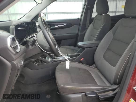 2024 Chevrolet TrailBlazer LT с VIN KL79MPSL4RB081319, выставлен на аукционе Copart как лот 81006775 с пробегом 70 368 миль миль и Списание • Salvage title. История ставок и продаж доступна на DreamBid. Изображение 7.