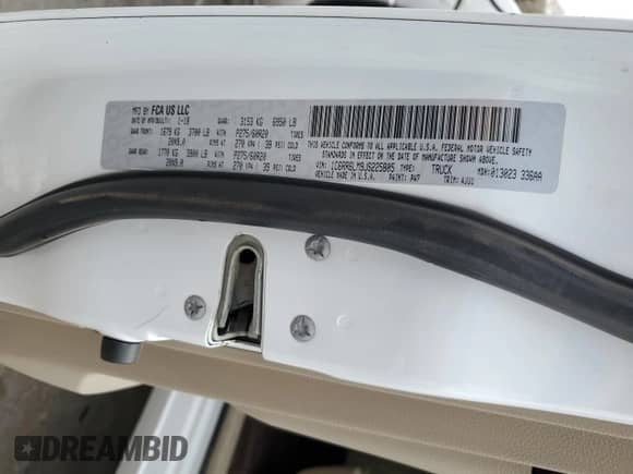 2018 Ram 1500 Big Horn z VIN 1C6RR6LM9JS225805, wystawiony jako Copart lot #50324825 z przebiegiem 98 325 mil mil oraz Czysty tytuł • Clean title. Historia ofert i sprzedaży dostępna na DreamBid. Obrazek 12.