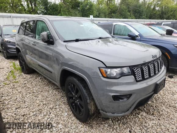 2022 Jeep Grand Cherokee Laredo X z VIN 1C4RJFAGXNC147046, wystawiony jako Copart lot #68654255 z przebiegiem 42 484 mil mil oraz Nie do naprawy • Non repairable. Historia ofert i sprzedaży dostępna na DreamBid. Obrazek 4.