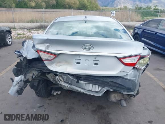 2011 Hyundai Sonata Limited with VIN 5NPEC4AC3BH292309, listed as a IAAI auction lot 42161328 with 164,722 mi miles and . Bid and sale history available at DreamBid. Image 17.