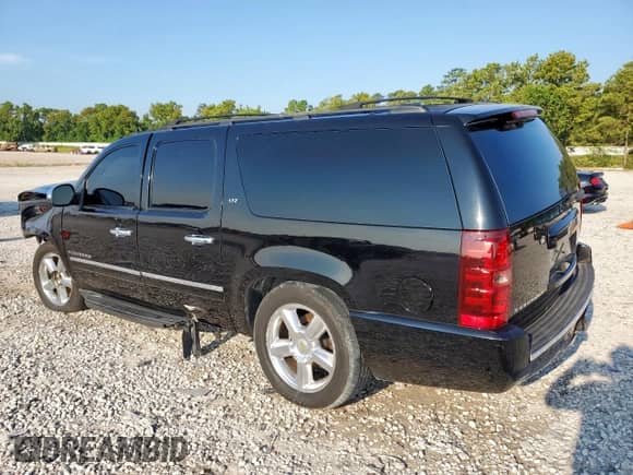 2014 Chevrolet Suburban LTZ z VIN 1GNSCKE01ER105788, wystawiony jako Copart lot #67539865 z przebiegiem 268 781 mil mil oraz Szkoda całkowita • Salvage title. Historia ofert i sprzedaży dostępna na DreamBid. Obrazek 2.