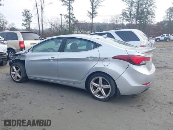 2015 Hyundai Elantra Sport с VIN KMHDH4AH8FU379946, выставлен на аукционе IAAI как лот 41094993 с пробегом 300 742 миль миль и . История ставок и продаж доступна на DreamBid. Изображение 14.