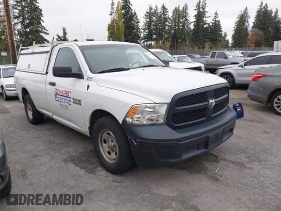 2018 Ram 1500 Tradesman with VIN 3C6JR6DG3JG162651, listed as a IAAI auction lot 43558642 with 130,398 mi miles and . Bid and sale history available at DreamBid. Image 6.